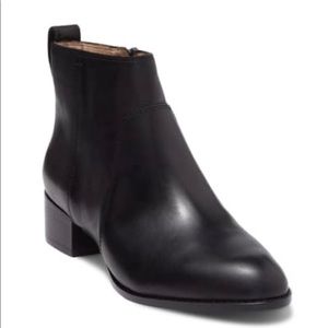 Madewell black Camden leather bootie
